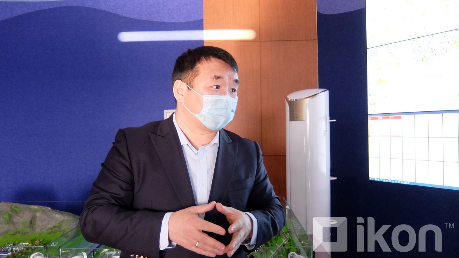 Qutvg3 Dscf0505 X974